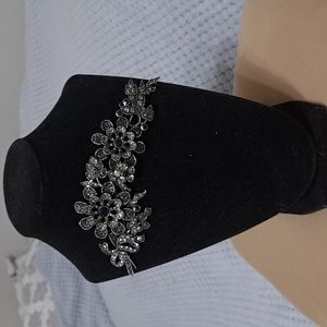 Ultra elegance broach. Can be used as a shoulder or belt detail.